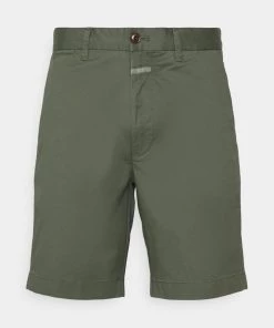 CLOSED CLASSIC Short Dried Basil Homme - Shorts décontractés pour homme -Promos CLOSED Magasin c161585d72ca4d67a92db39c141e050b