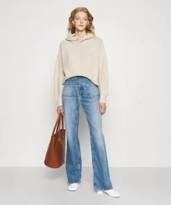 Promos CLOSED Magasin -Promos CLOSED Magasin c1f99138433c414a9ac2740f2b20de5a