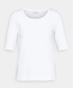 CLOSED Femme T-Shirt Basique Blanc - T-shirt Femme Élégant et Confortable -Promos CLOSED Magasin c5ace843506a46819f59c67c18511334