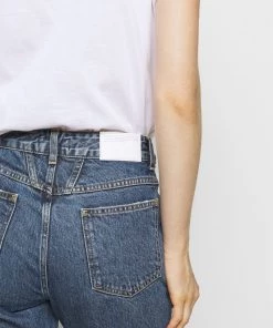 Jean Slim Femme CLOSED PEDAL PUSHER - Lavage Bleu Moyen -Promos CLOSED Magasin ce8c1aac71ac442a8619391596a954e2