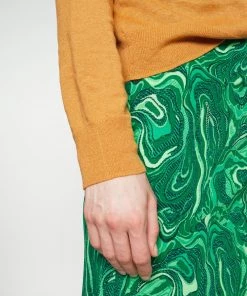 Pull Femme CLOSED CREW LONG SLEEVE - Or Terre - Confort et Style -Promos CLOSED Magasin ceeb84ff9baa467ba4048e4a5a7e975e