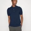 Polo Homme CLOSED Noir Bleu Marine - Vêtements Haut de Gamme -Promos CLOSED Magasin d226dcdc828e4a97ab78cee862726f07