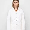 CLOSED WORKER JACKET - Veste en Jean Ivory pour Homme - Style Décontracté et Durable -Promos CLOSED Magasin d53d7394687d4657bba7023b778e1139