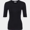 CLOSED Femme T-Shirt Col Rond Basique Dark Night - Haut de Qualité -Promos CLOSED Magasin dccd1c700a004f49a69dd6d96f37c1b7