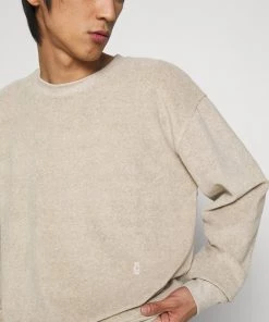 CLOSED Homme Sweat-Shirt à Capuche HEAVY CREWNECK Écru - Confort et Style -Promos CLOSED Magasin e131918c03444a198c9c9cdcabc20ecb