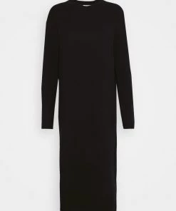 Robe Pull Femme à Manches Longues CLOSED - Noir -Promos CLOSED Magasin e36b3ac4d05645f39a3cd69f37d7d1af