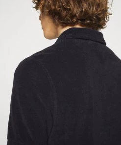 Polo Homme à Manches Courtes CLOSED - Indigo Ash - Taille Unique -Promos CLOSED Magasin e4c8e0a6c5824ea8a7cc669b351c59e7