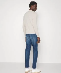 CLOSED COOPER Tapered Jeans Fuselé Mid Blue Homme - Slim Fit - Vêtements Homme -Promos CLOSED Magasin e5adc2267f6e4c14b541cc642209bc8c