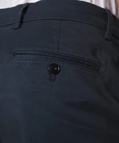 CLOSED ATELIER Tapered Chino Homme - Dark Night - Pantalon Chino Élégant -Promos CLOSED Magasin e6dcc26a9f8b4e56a013cdeff1130ae7