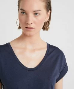 T-Shirt Femme CLOSED SOFT V NECK Basique - Dark Night -Promos CLOSED Magasin ef8148f9742a4c28b1e88bf5b3beee36