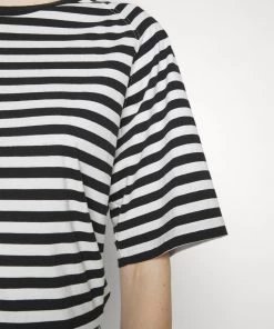 CLOSED T-shirt Femme à Rayures Raglan Imprimé Noir | Vêtements Élégants -Promos CLOSED Magasin f0ea9bbcedc44d63aa501f9dbdb0475c