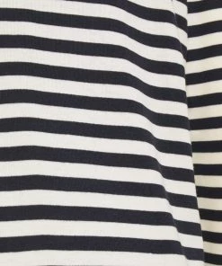 T-shirt à Manches Longues Rayé CLOSED - Dark Night pour Femme -Promos CLOSED Magasin f1f64a0dd0ca4a359605a09f4b45098f