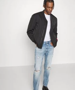 CLOSED COOPER Jeans Fuselé Homme Slim Bleu Clair - Jean Slim Homme de Luxe -Promos CLOSED Magasin f2e2cac93b96413f98b5e9b2fe9f1f6b